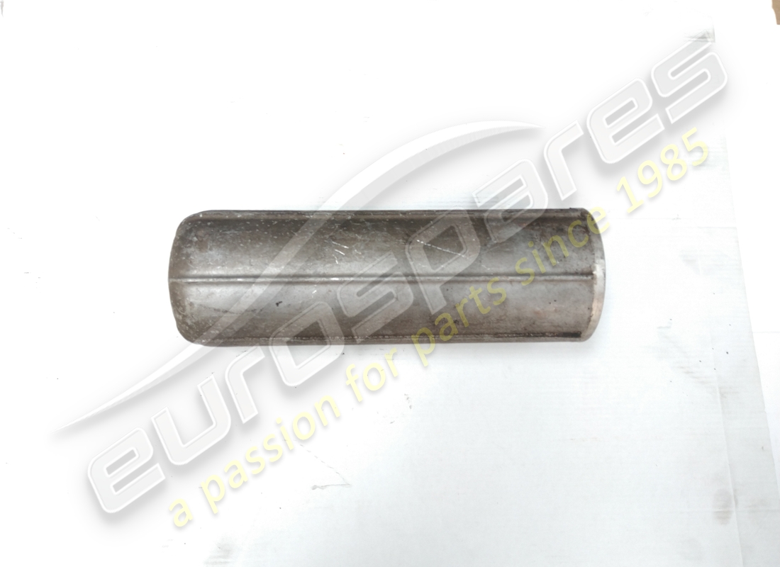 FILTRE À HUILE Lamborghini UTILISÉ. NUMÉRO DE PIÈCE 001504611 (1)