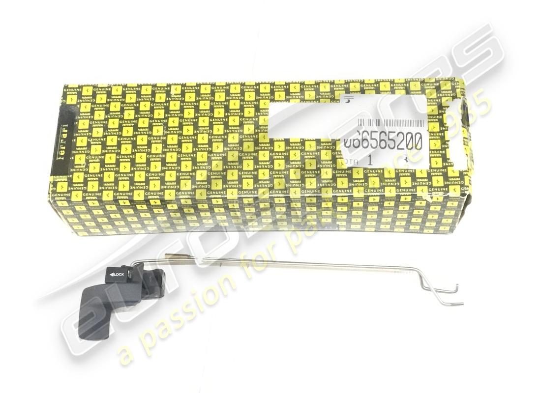 nouvelle poignée de porte intérieure droite ferrari. numéro de pièce 66565200 (1)