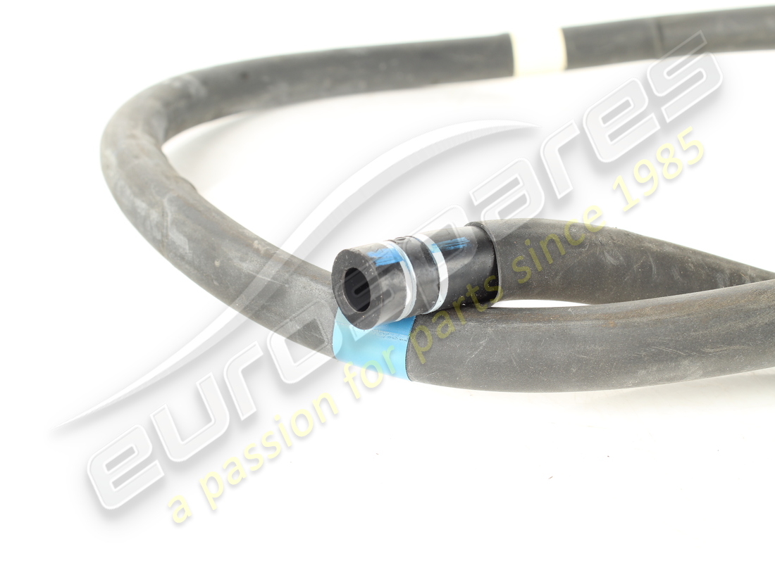 TUYAU DU SYSTÈME DE LEVAGE DE REMPLISSAGE FERRARI UTILISÉ. NUMÉRO DE PIÈCE 314594 (2) tuyau du système de levage de remplissage ferrari utilisé. numéro de pièce 314594 (2)