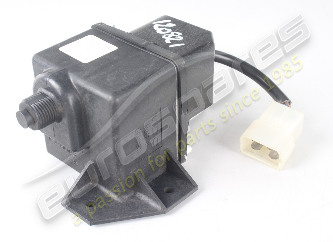 NOUVEAU CAPTEUR DE VITESSE FERRARI. RÉFÉRENCE 120821 (1) nouveau capteur de vitesse ferrari. référence 120821 (1)