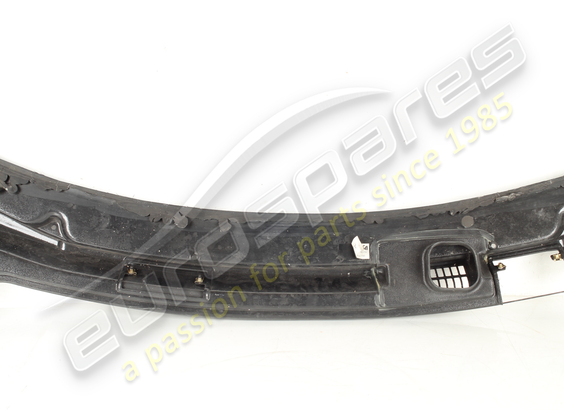 cadre de pare-brise d'occasion lamborghini. référence 402819413 (8)