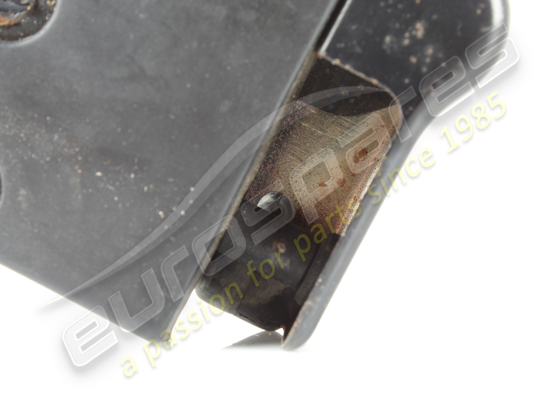 gâche de verrouillage supérieure gauche d'occasion ferrari numéro de pièce 63682800 (4)