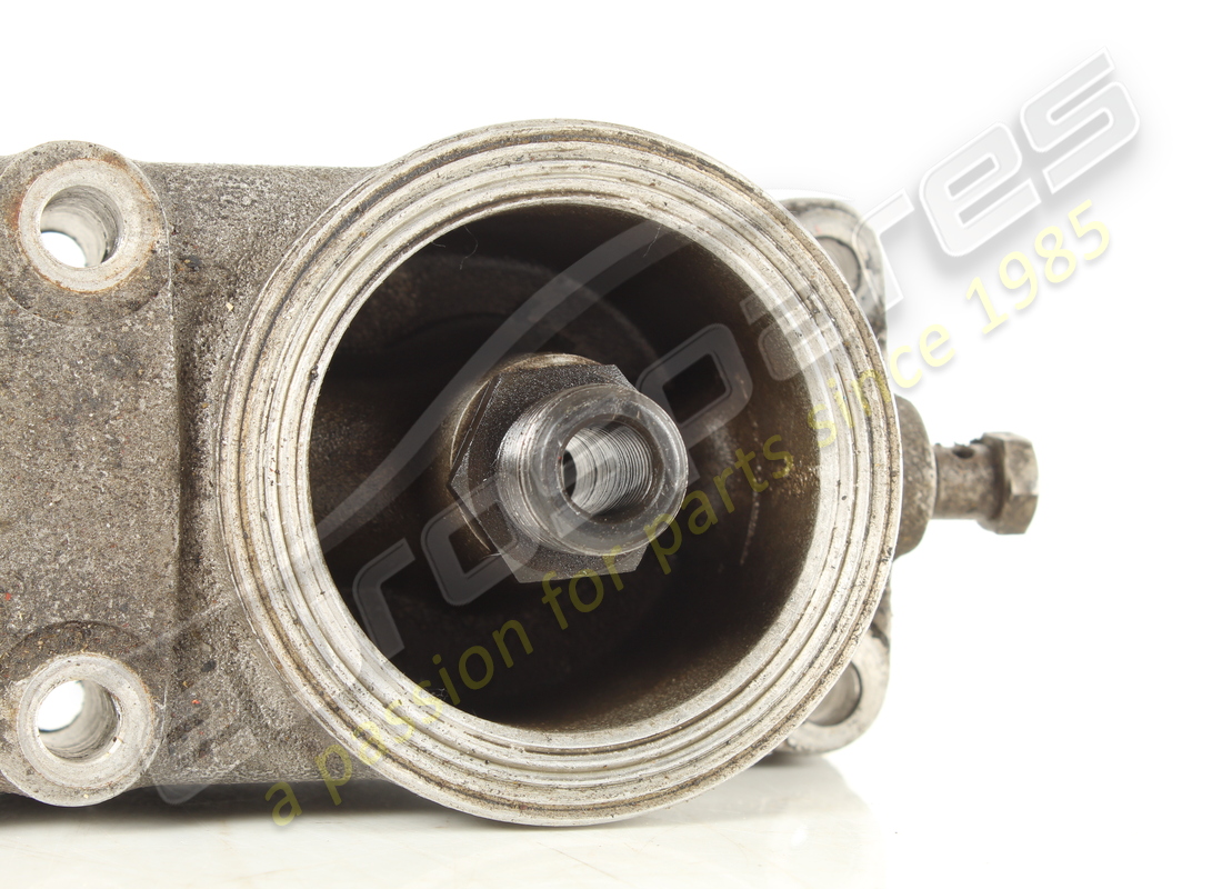 boîtier de filtre à huile ferrari utilisé. numéro de pièce 110458 (6)