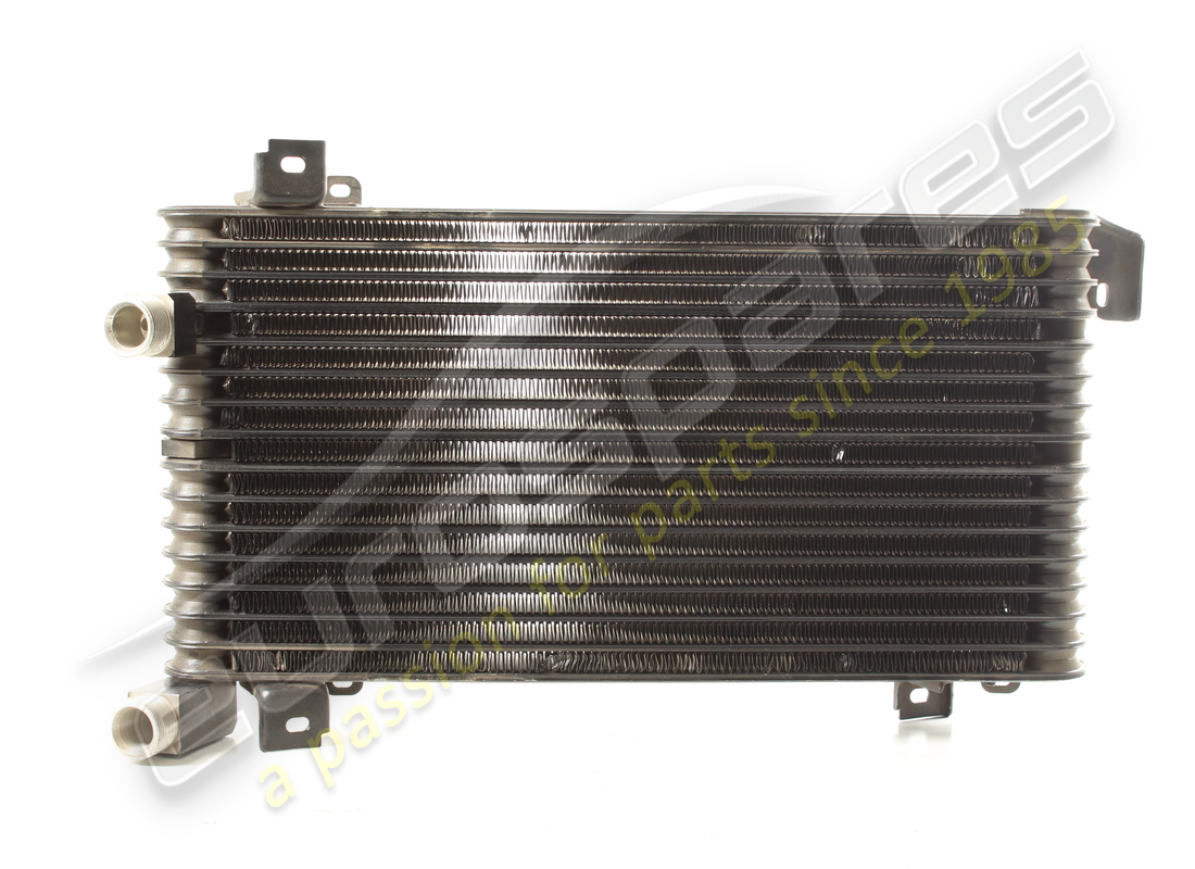 nouveau radiateur à huile ferrari. numéro de pièce 185412 (1)