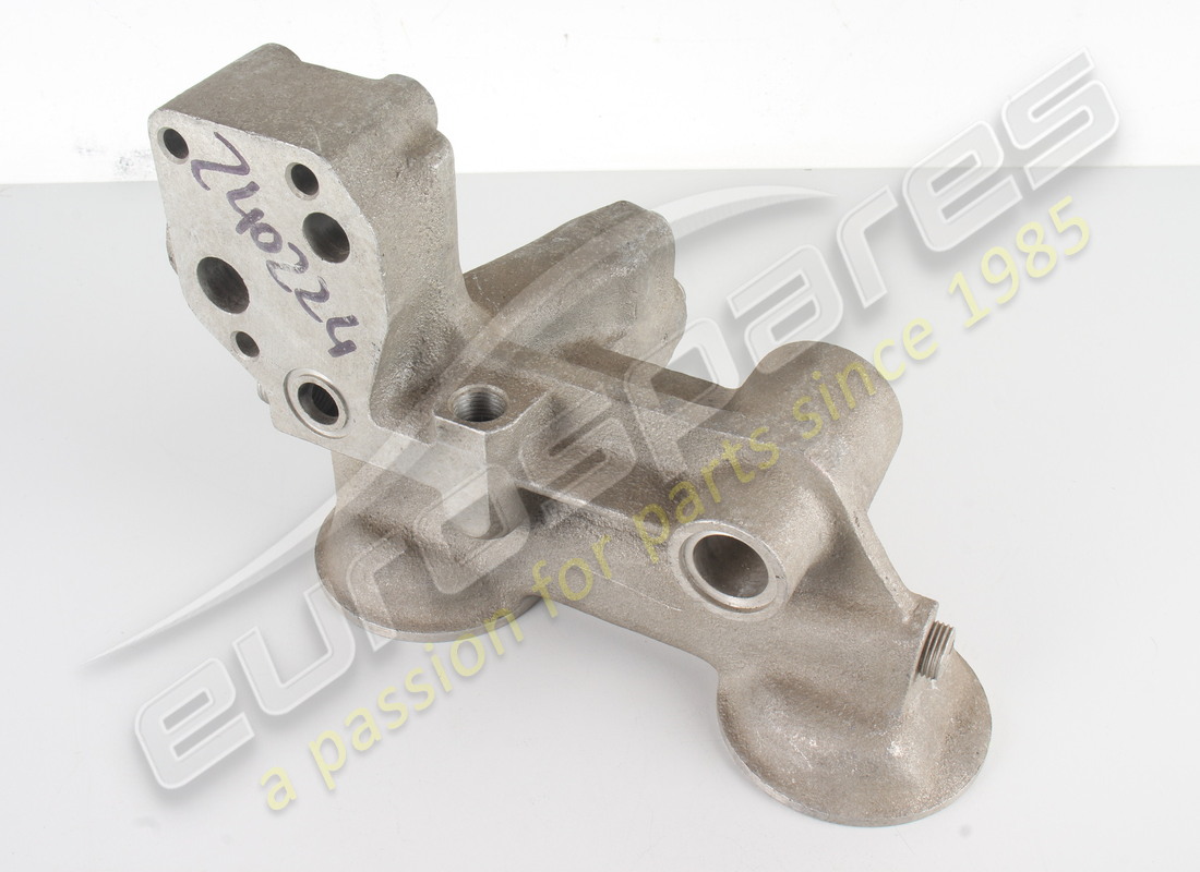 nouveau boîtier de filtre à huile ferrari. numéro de pièce 240224 (3)