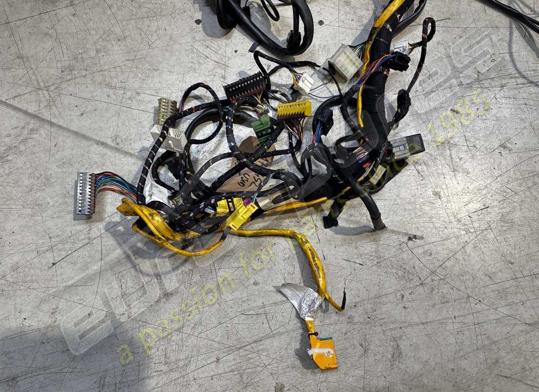ferrari câbles de connexion au tableau de bord utilisés. numéro de pièce 170452 (3)