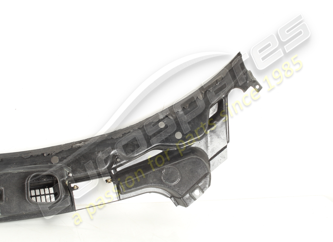 cadre de pare-brise d'occasion lamborghini. référence 402819413 (9)