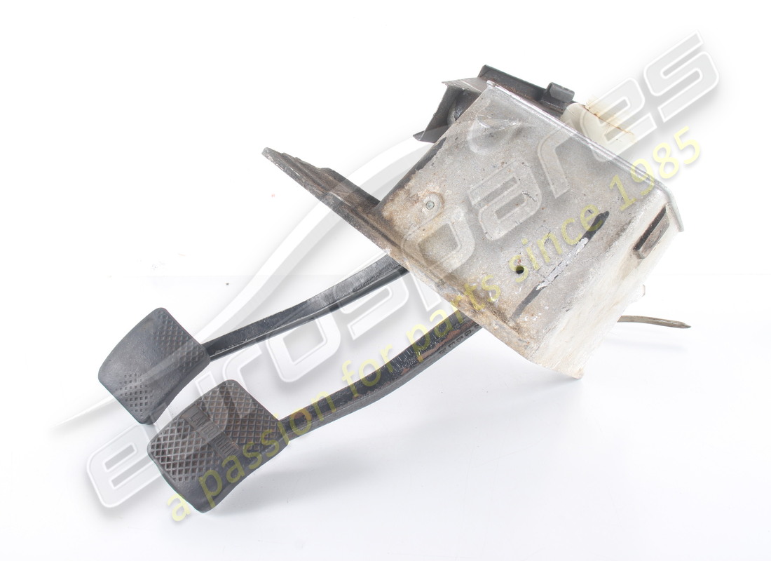 Boîtier de pédales complet d'occasion Lamborghini pour conduite à droite. Numéro de pièce LURPB1 (1)