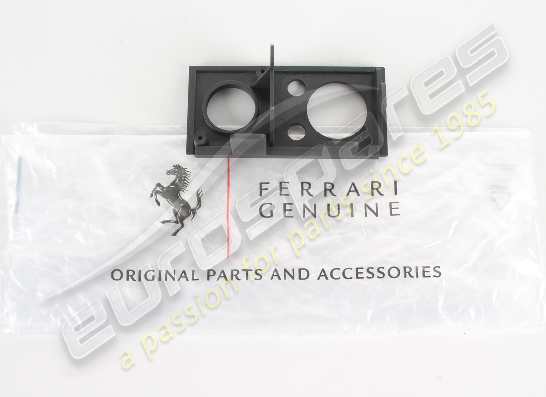 nouveau support d'interrupteurs latéraux pour cendrier ferrari. référence 64234700 (3)