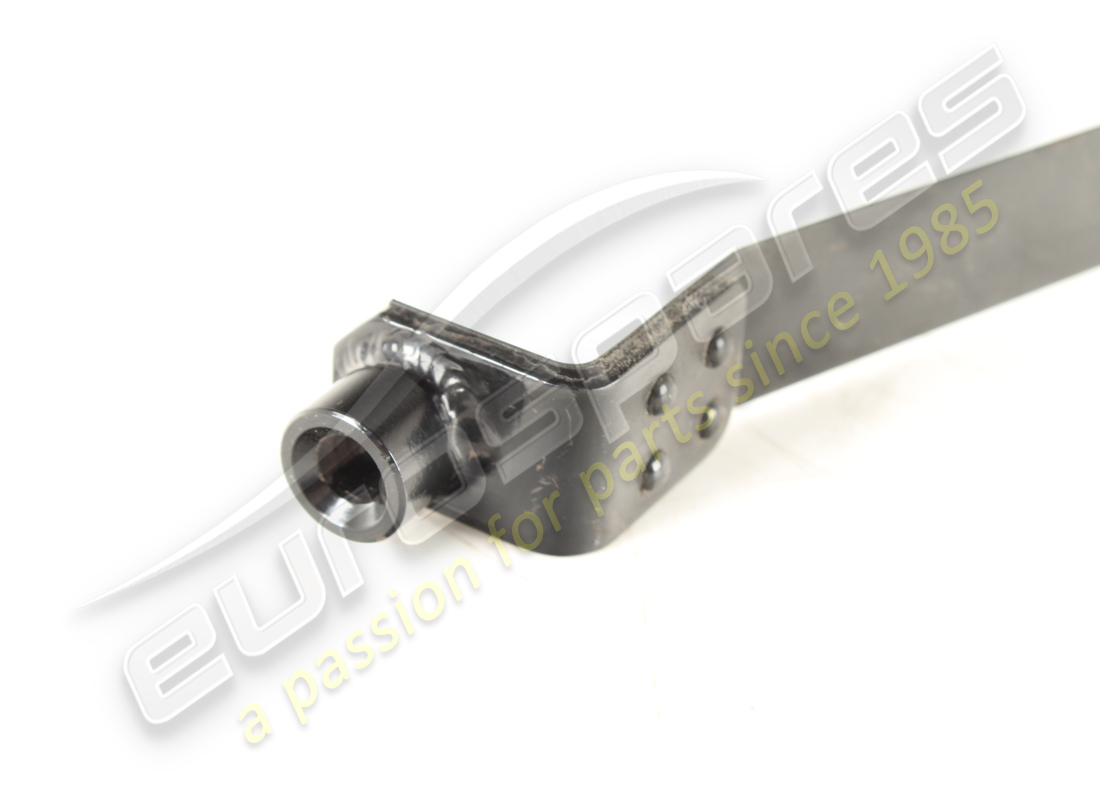 SANGLE DE FIXATION INFÉRIEURE DROITE DU RÉSERVOIR D'OCCASION FERRARI. NUMÉRO DE PIÈCE 256038 (2) sangle de fixation inférieure droite du réservoir d'occasion ferrari. numéro de pièce 256038 (2)