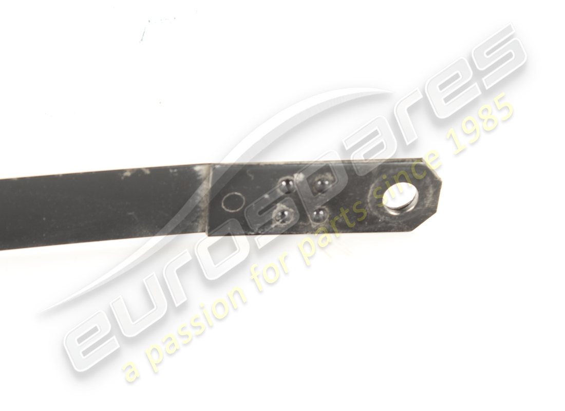 SANGLE DE FIXATION INFÉRIEURE DROITE DU RÉSERVOIR D'OCCASION FERRARI. NUMÉRO DE PIÈCE 256038 (3) sangle de fixation inférieure droite du réservoir d'occasion ferrari. numéro de pièce 256038 (3)