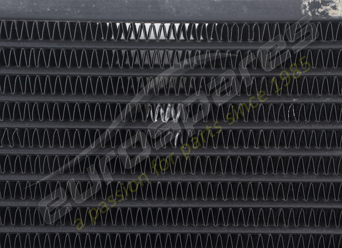 NOUVEAU RADIATEUR À HUILE FERRARI. NUMÉRO DE PIÈCE 159976 (4) nouveau radiateur à huile ferrari. numéro de pièce 159976 (4)