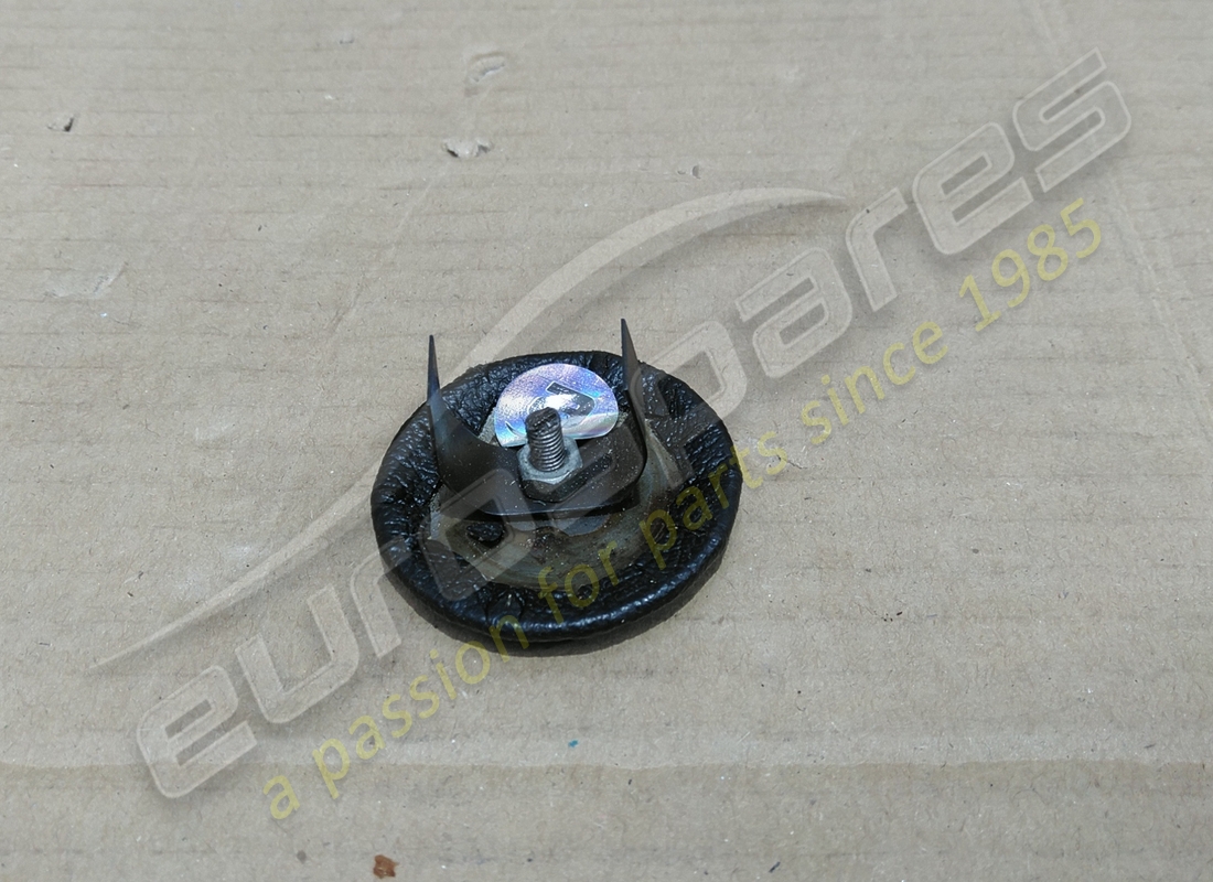 utilisé ferrari capuchon de garniture. numéro de pièce 60564800 (2)