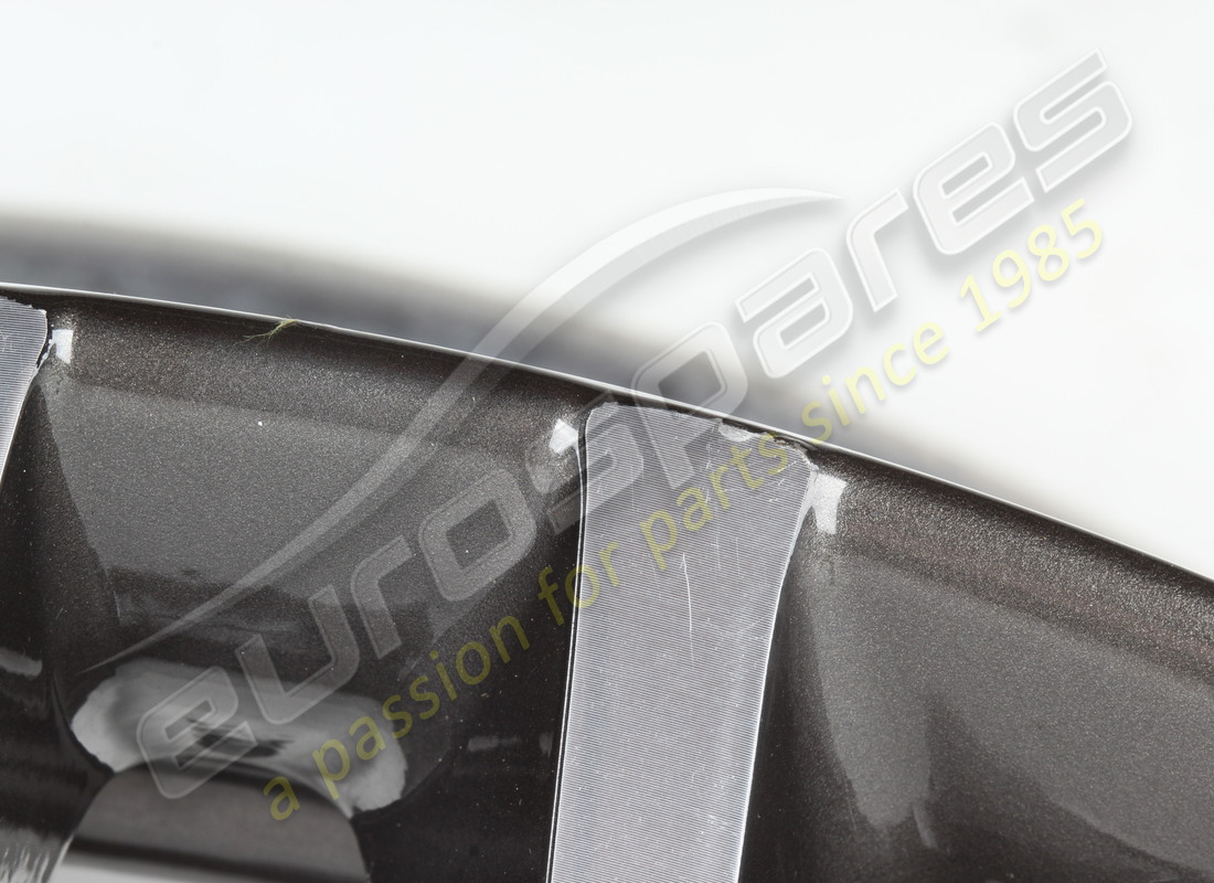 UTILISÉ FERRARI JANTE AVANT. NUMÉRO DE PIÈCE 275585 (2) utilisé ferrari jante avant. numéro de pièce 275585 (2)