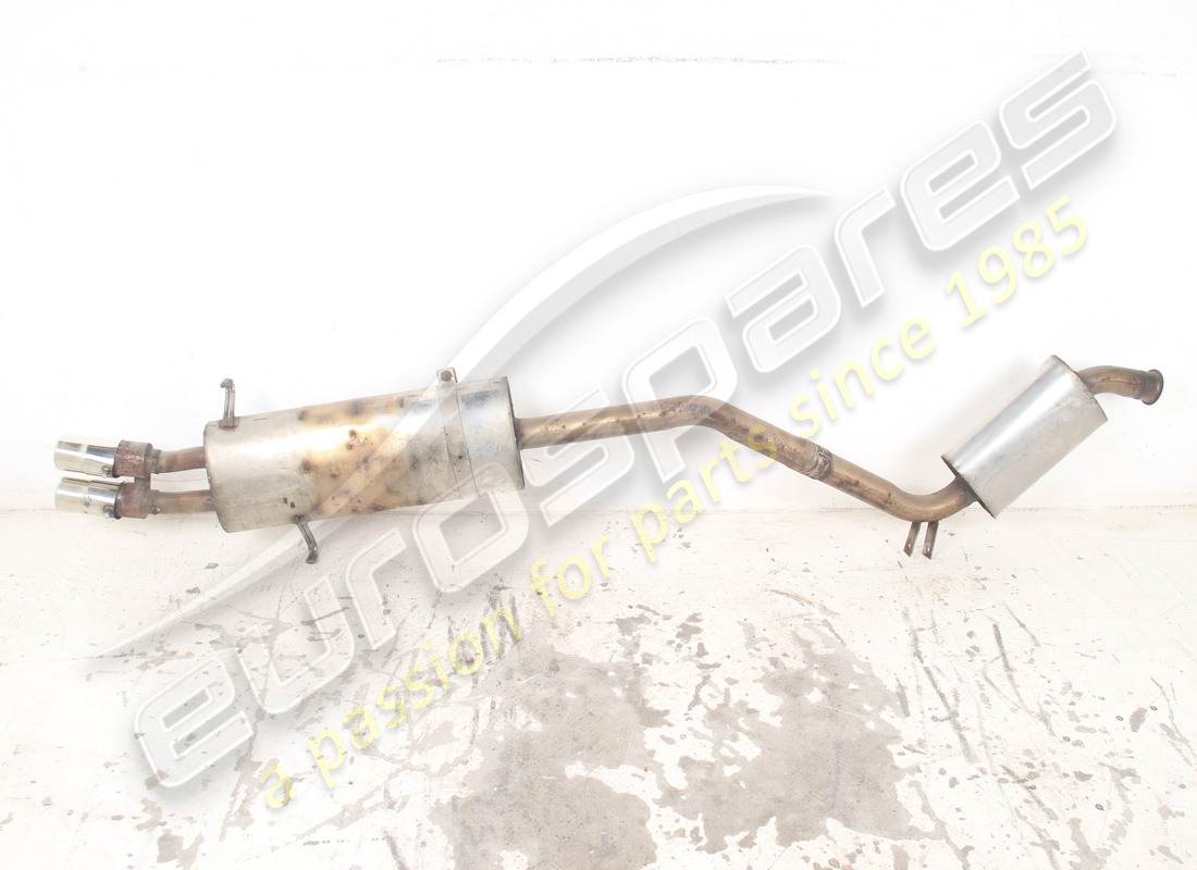 SILENCIEUX ARRIÈRE GAUCHE Maserati UTILISÉ. NUMÉRO DE PIÈCE 379005109 (1)