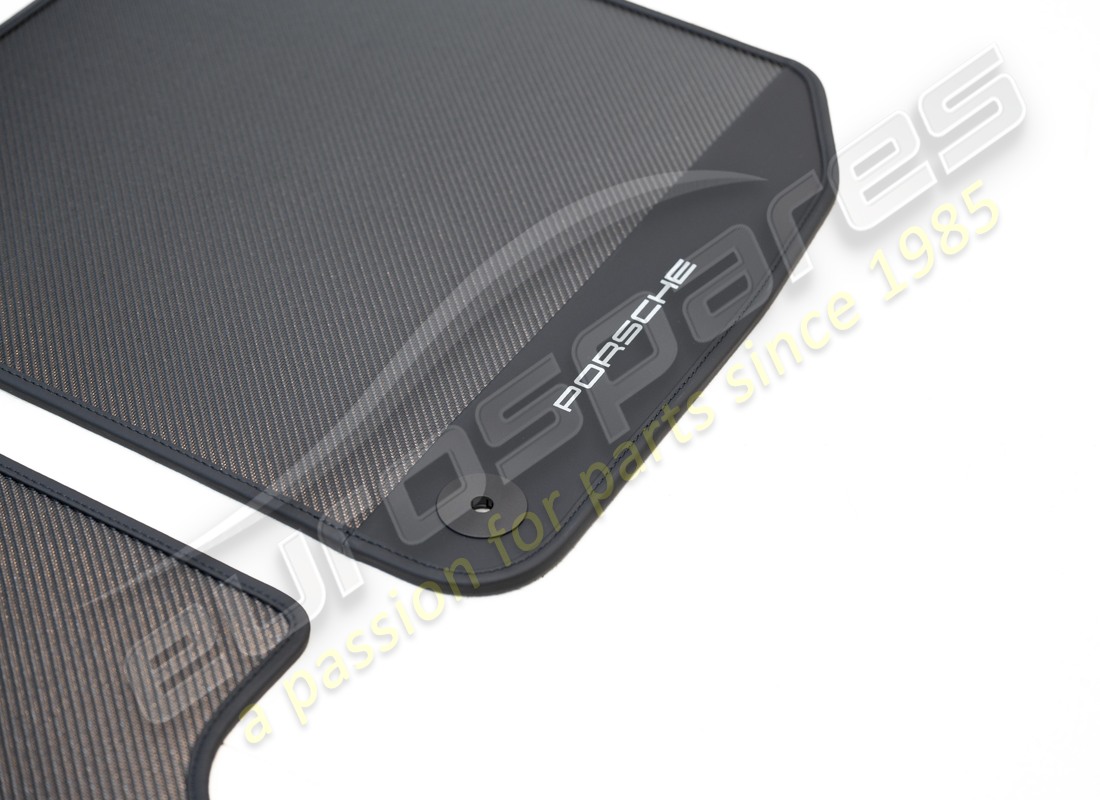 NOUVEAU PORSCHE CARBONE TAPIS DE SOL AVEC BORDURE EN CUIR. NUMÉRO DE PIÈCE 9Y0044844 (3) nouveau porsche carbone tapis de sol avec bordure en cuir. numéro de pièce 9y0044844 (3)