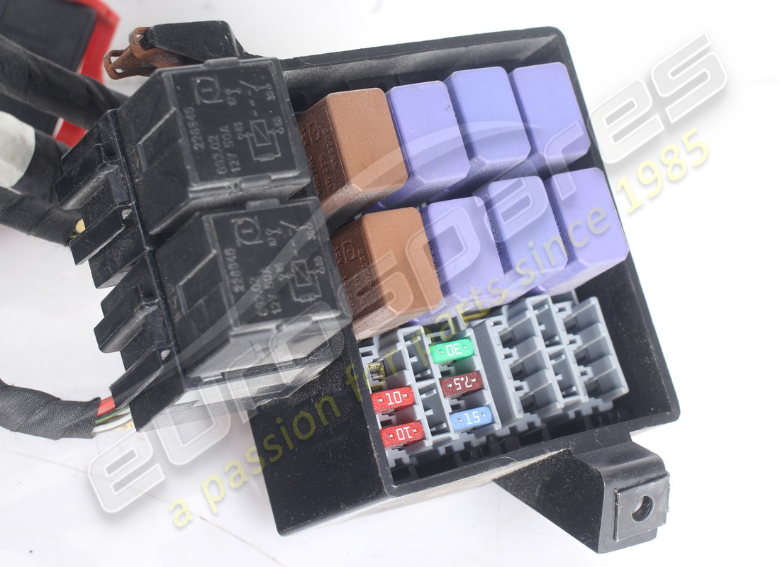 ENDOMMAGÉ FERRARI CAVO ANTÉRIEUR. NUMÉRO DE PIÈCE 266265 (2) endommagé ferrari cavo antérieur. numéro de pièce 266265 (2)