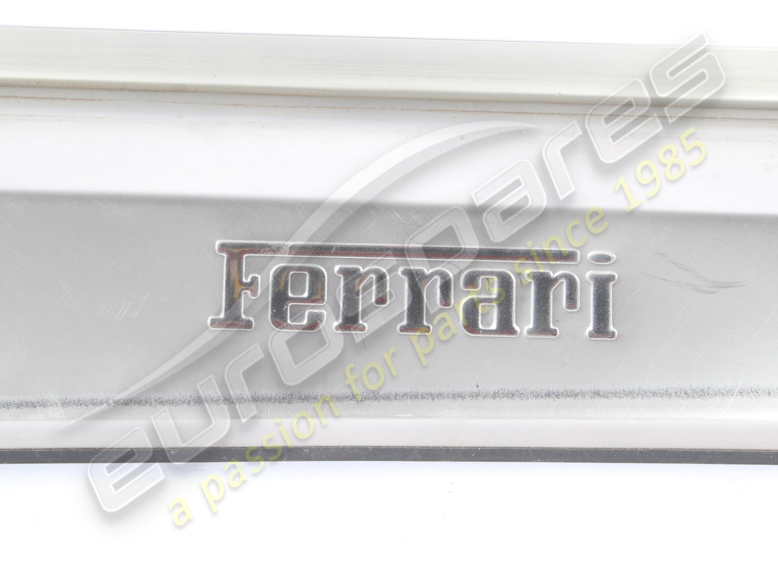 plaque de pied gauche ferrari utilisée. numéro de pièce 68146600 (2)