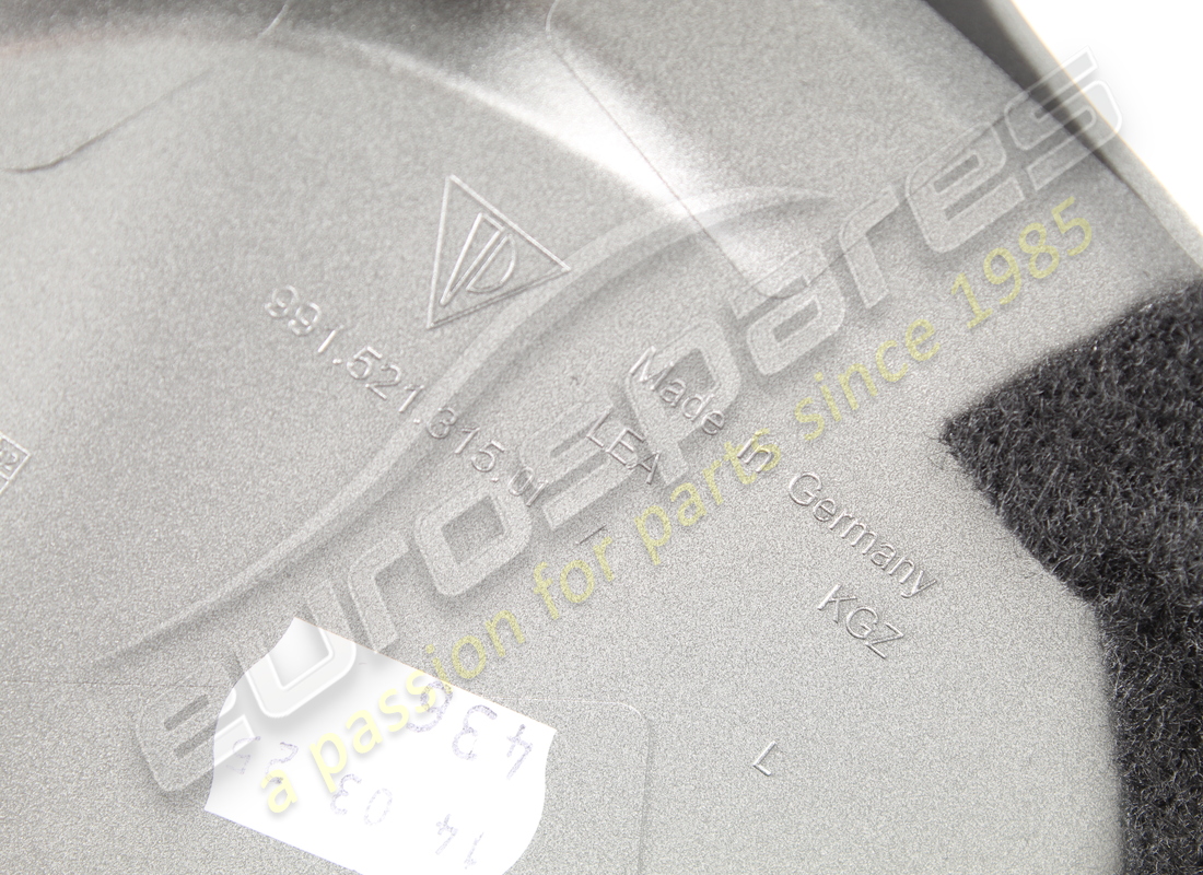 NOUVEAU PORSCHE PANNEAU DE COUVERTURE GRIS ARGENT MÉTALLISÉ. RÉFÉRENCE 99152131501D20 (3) nouveau porsche panneau de couverture gris argent métallisé. référence 99152131501d20 (3)
