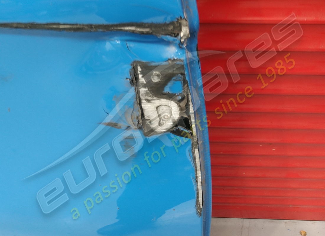 porte arrière droite lamborghini endommagée. numéro de pièce 4ml833052a (2)