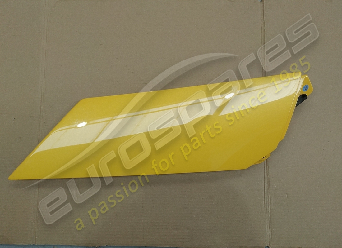 COUVERCLE Lamborghini UTILISÉ, FENDER COP.PARAF.SUP.SX . NUMÉRO DE PIÈCE 470854965A (1)