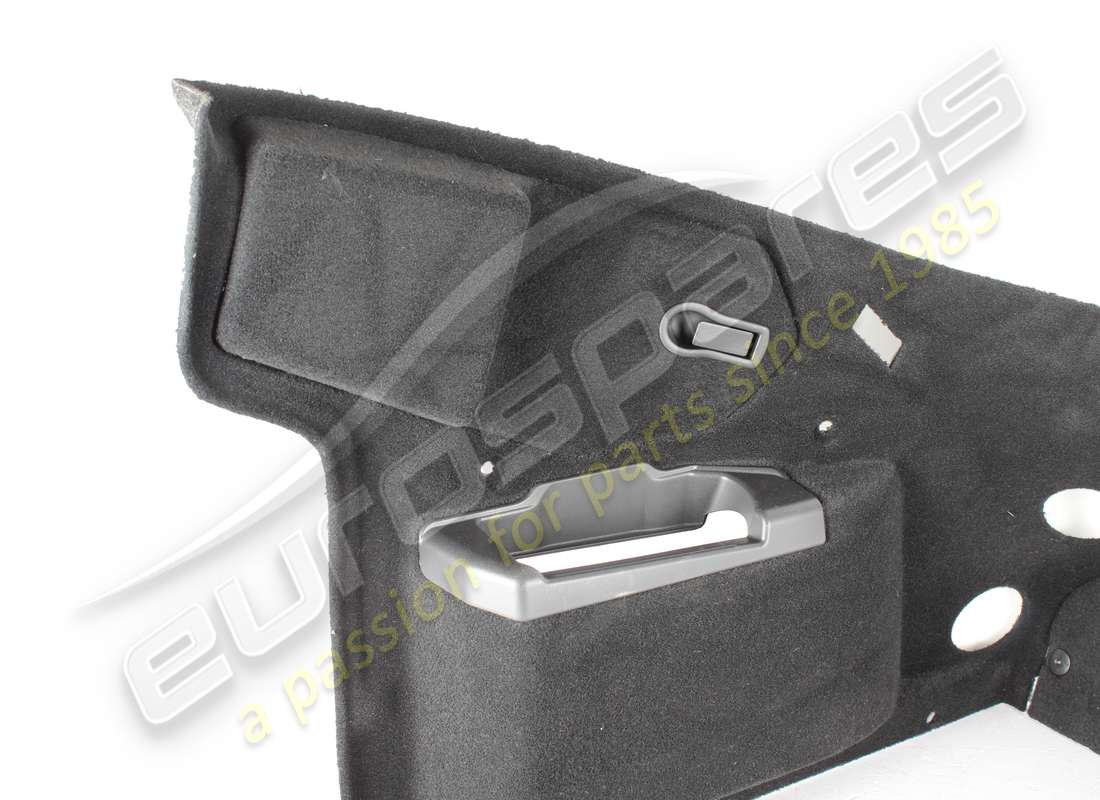 nouveau tapis de coffre gauche ferrari. numéro de pièce 68511400 (2)