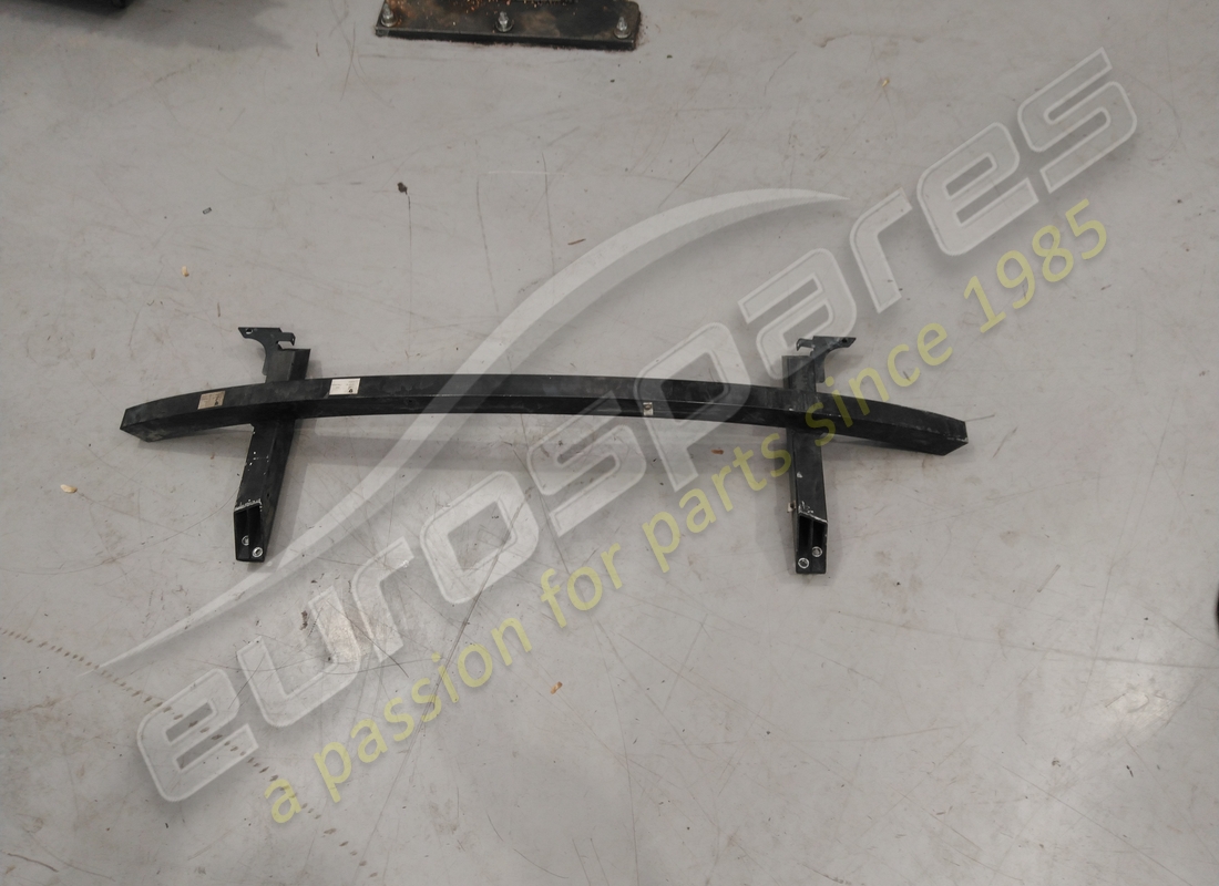 pare-choc arrière lamborghini endommagé. numéro de pièce 400807307 (1)