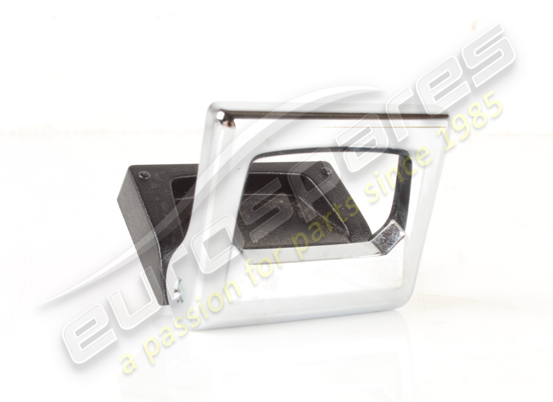 OEILLET D'ANCRAGE Lamborghini D'OCCASION 20. . NUMÉRO DE PIÈCE 4M0864203B4PK (1)