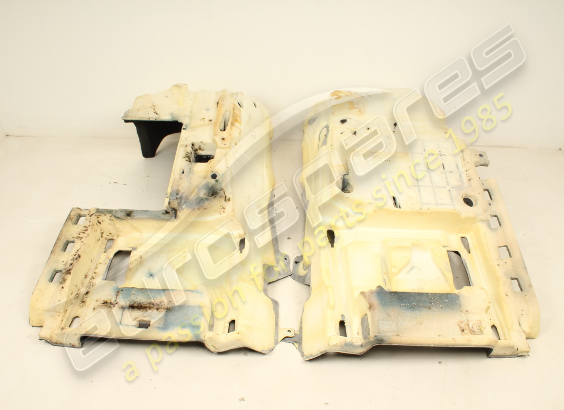 revêtement de sol lamborghini utilisé, rhd iks. numéro de pièce 4ml863103kqa5 (2)