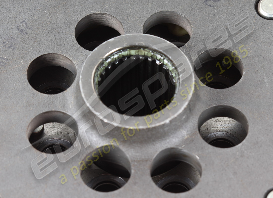 VOLANT MOTEUR FERRARI UTILISÉ. NUMÉRO DE PIÈCE 281741 (2) volant moteur ferrari utilisé. numéro de pièce 281741 (2)