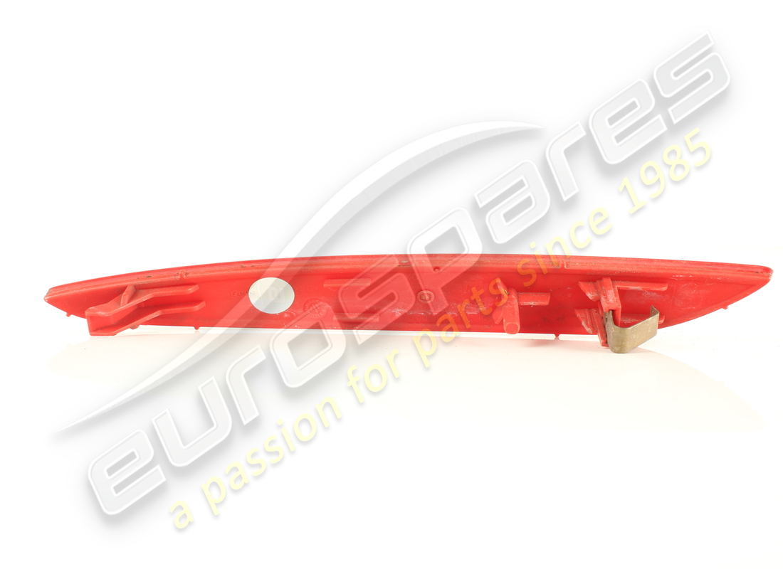rétroréflecteur rh d'occasion maserati. numéro de pièce 670001633 (2)