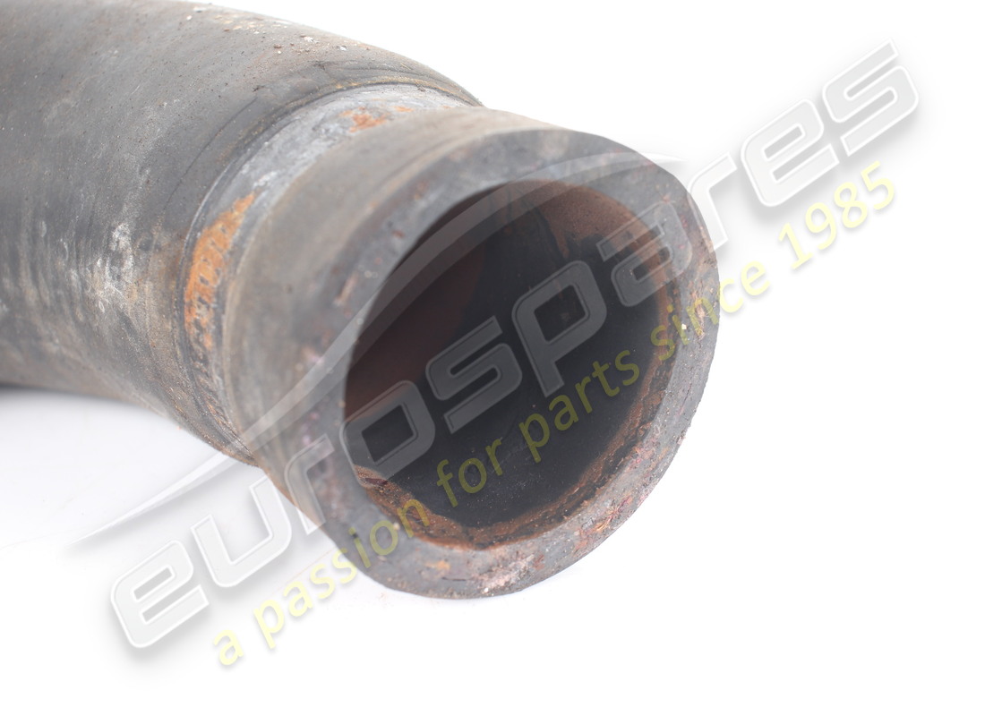 manchon en caoutchouc de radiateur d'occasion maserati. référence 374000323 (3)