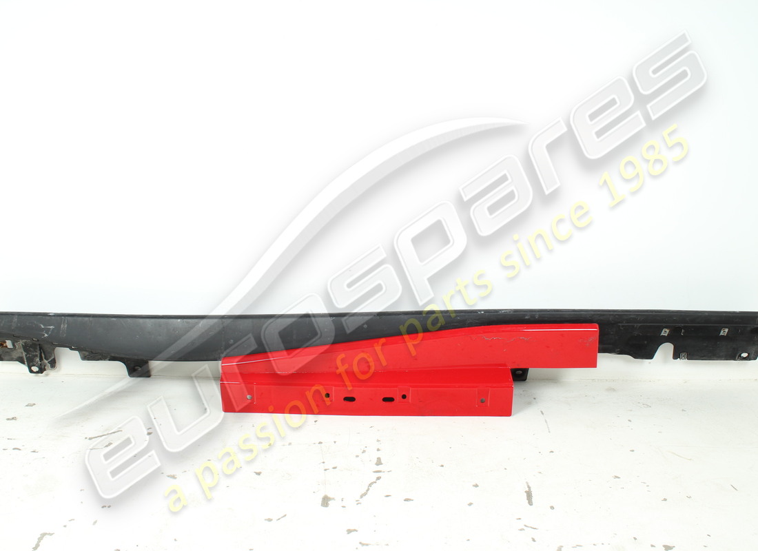 utilisé ferrari panneau de garniture de seuil gauche complet. numéro de pièce 88825710 (2)