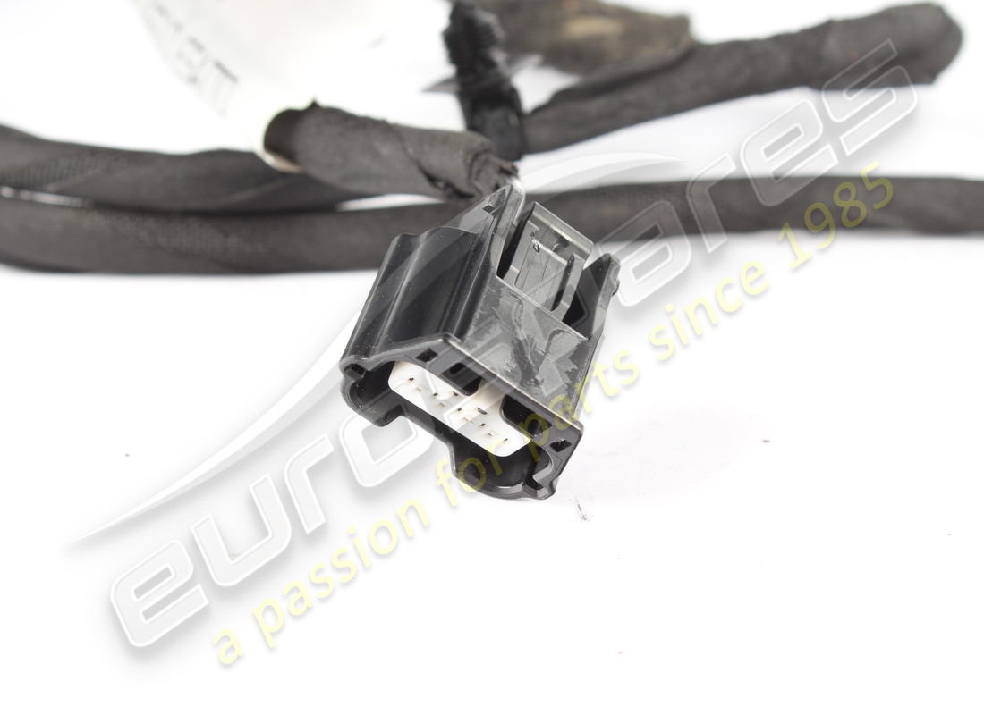 ferrari câble de hayon utilisé. numéro de pièce 337599 (2)