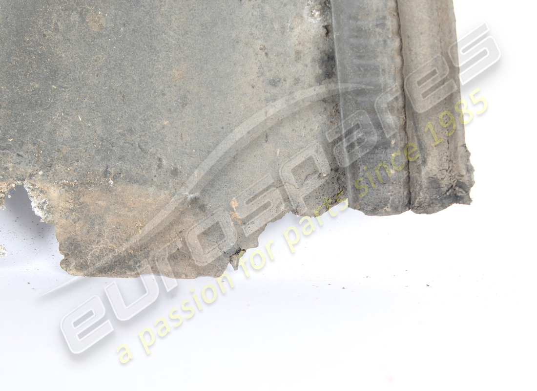 panneau de passage de roue droit d'occasion ferrari numéro de pièce 61755400 (3)
