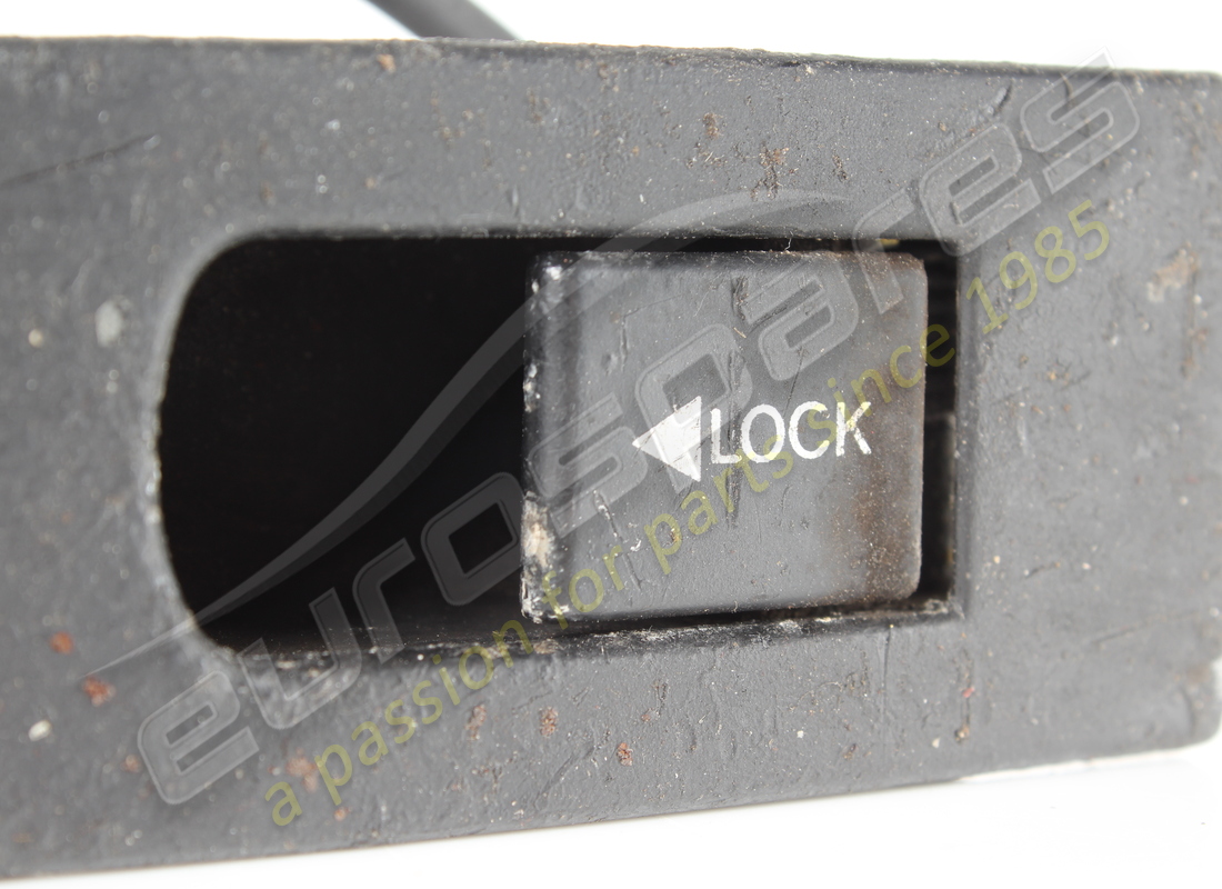 utilisé ferrari poignée intérieure droite pour ouverture de porte. numéro de pièce 66217600 (2)