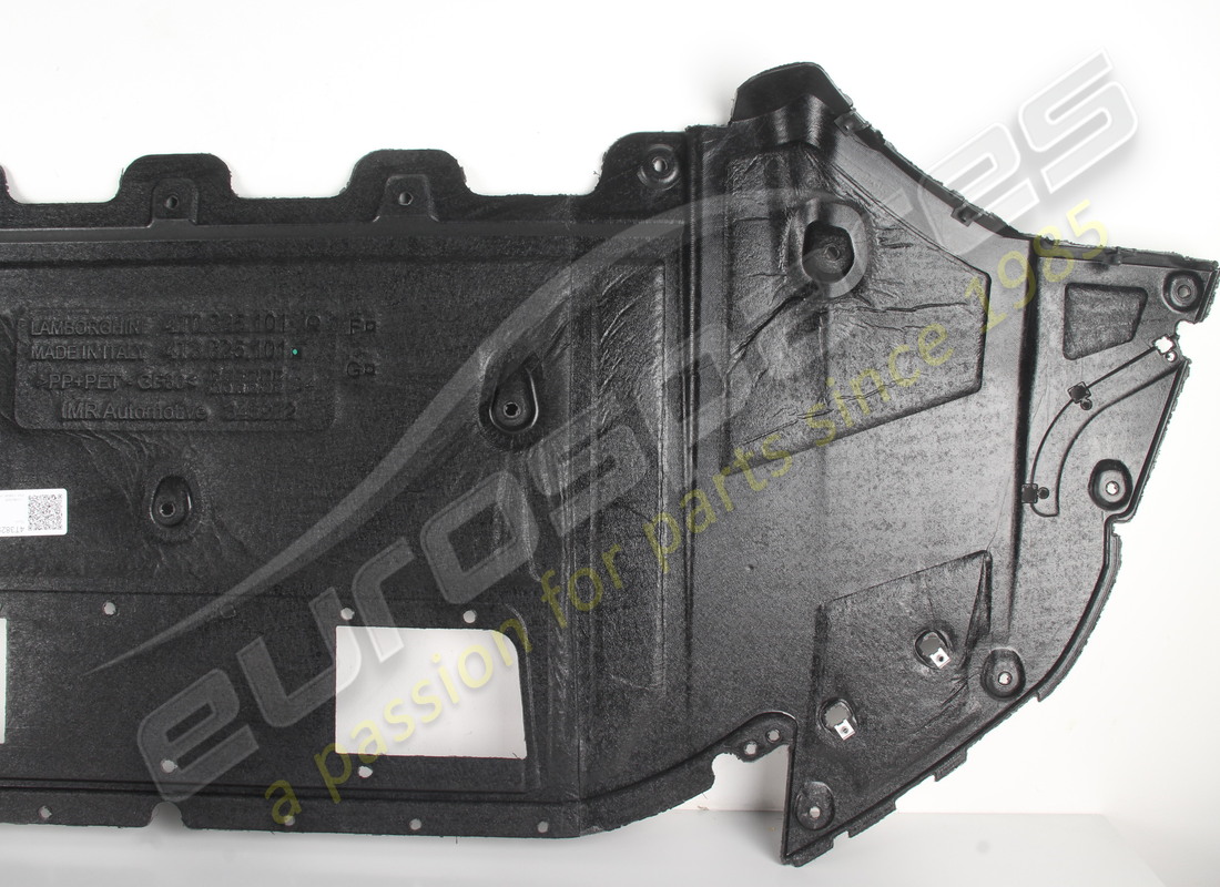 nouveau lamborghini cx-rivest.pianale. numéro de pièce 4t3825101 (3)