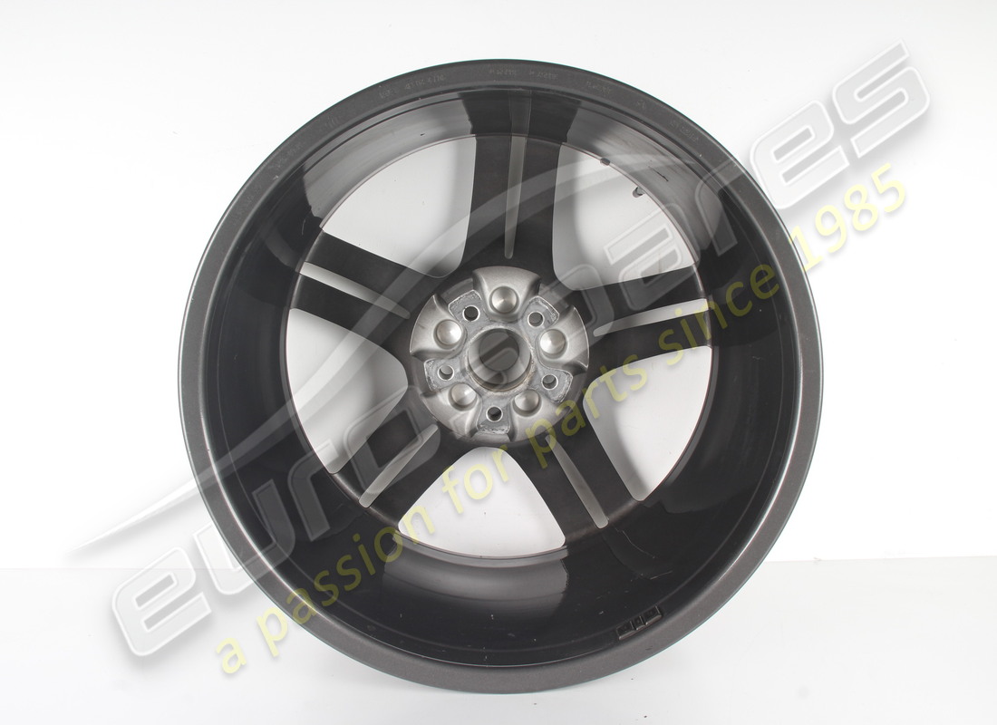 utilisé ferrari roue arrière. numéro de pièce 855341 (5)