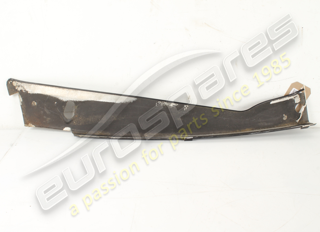 moulage extérieur droit ferrari utilisé pour gb/au. numéro de pièce 65241700 (2)