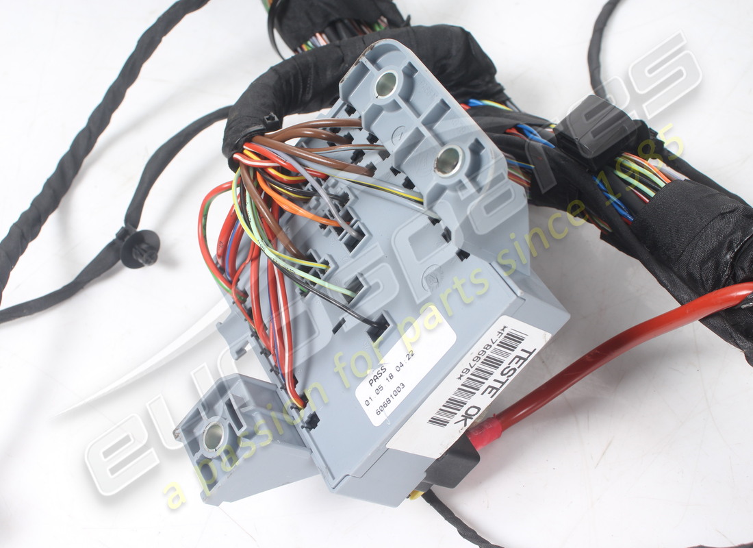 câble d'habitat ferrari utilisé. numéro de pièce 786676 (3)