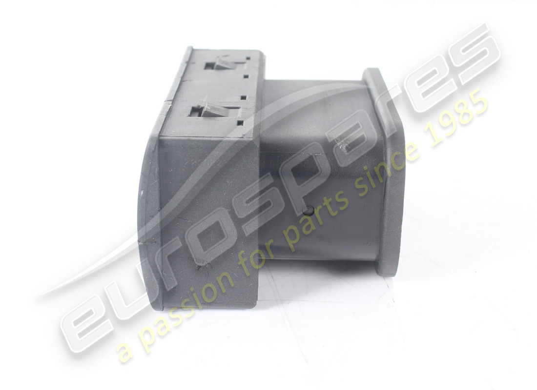 utilisé maserati diffuseur. numéro de pièce 315553020 (3)