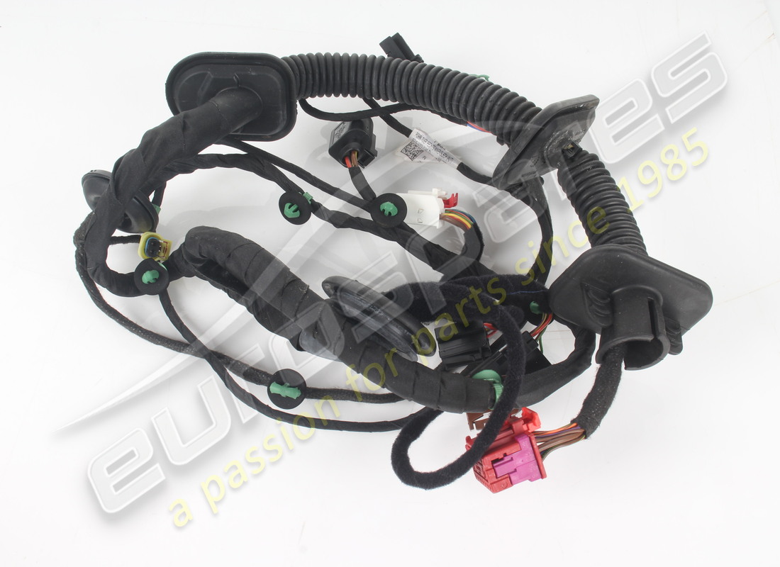 FAISCEAU DE CÂBLAGE Porsche D'OCCASION POUR PANNEAU DE PORTE INTÉRIEUR. RÉFÉRENCE V04015031A (1)