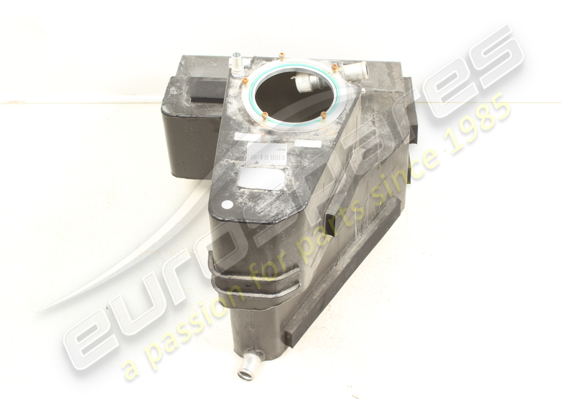 réservoir de carburant droit lamborghini utilisé. numéro de pièce 470201022h (1)