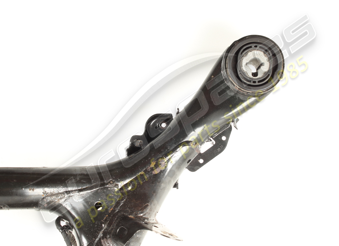 sous-châssis lamborghini endommagé. numéro de pièce 4m0505235ca (3)