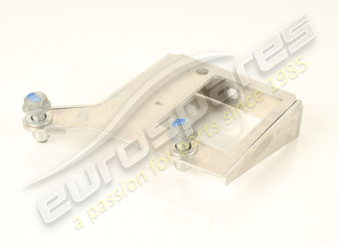 UTILISÉ FERRARI SOLÉNOÏDE STAFFA SOSTEGNO. NUMÉRO DE PIÈCE 888385 (4) utilisé ferrari solénoïde staffa sostegno. numéro de pièce 888385 (4)