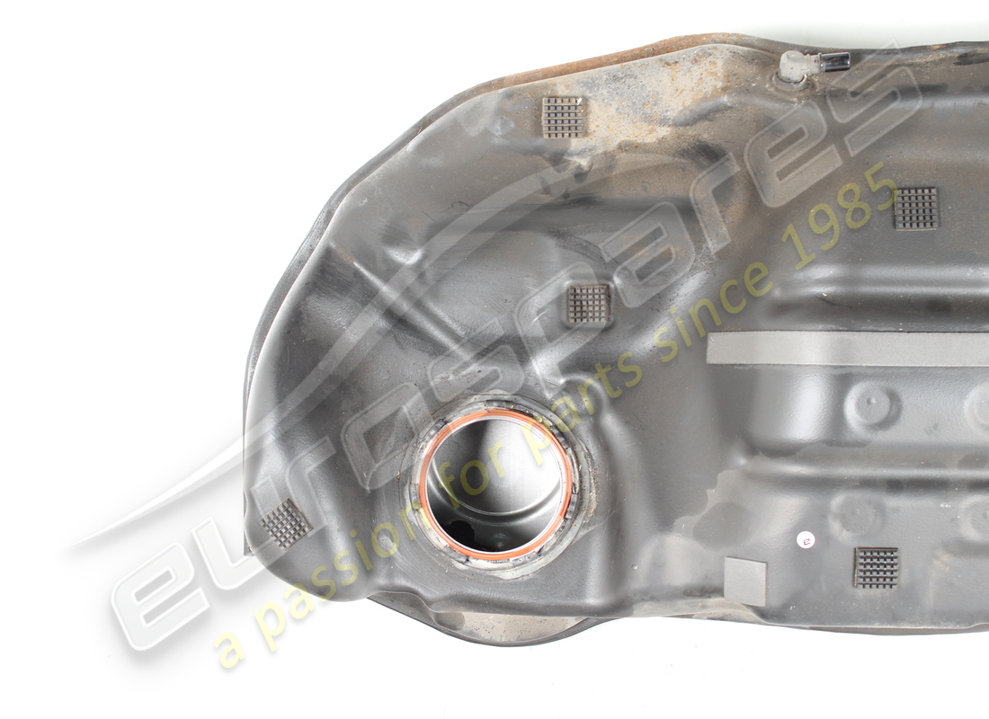 réservoir de carburant diesel complet d'occasion maserati. numéro de pièce 670030059 (2)
