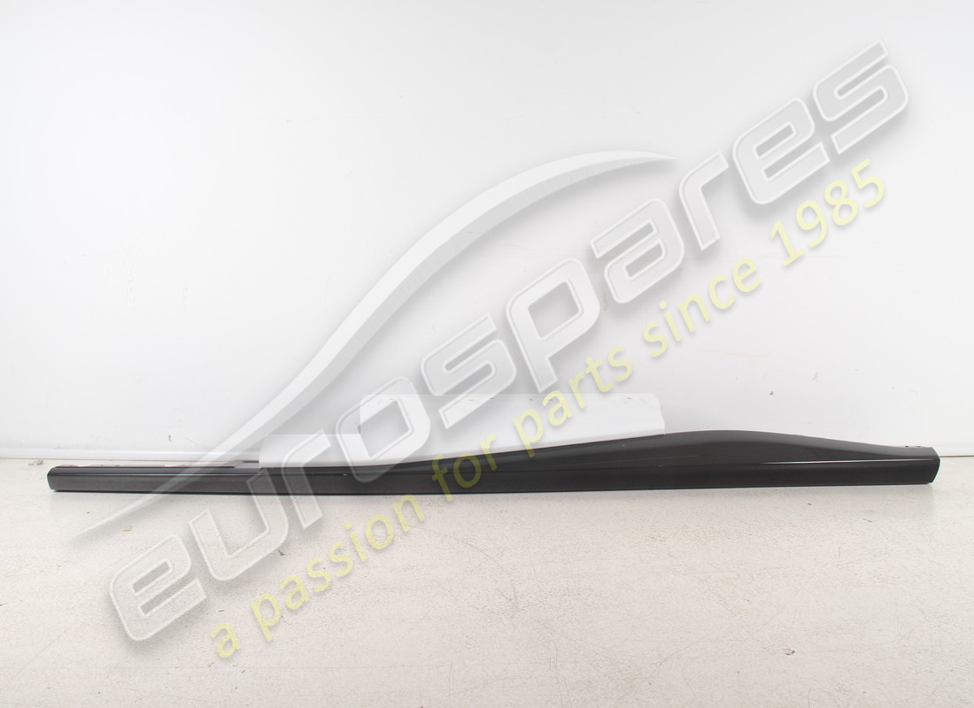 nouveau panneau de garniture de seuil gauche complet ferrari. numéro de pièce 985765474 (1)
