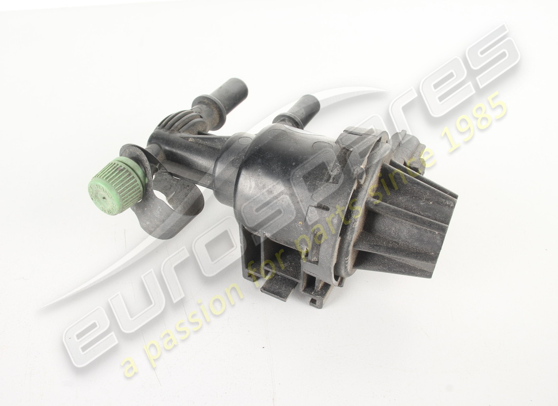 ensemble de soupape d'évacuation des vapeurs de carburant d'occasion aston martin. numéro de pièce 4l249g641bb (2)