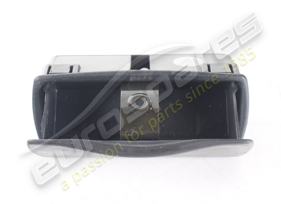 Maserati CENDRIER ARRIÈRE UTILISÉ. NUMÉRO DE PIÈCE 388300601 (1)