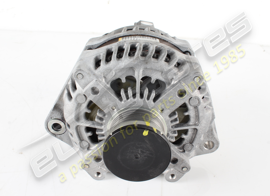 utilisé ferrari alternateur. numéro de pièce 321207 (2)